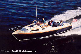 24' Tyee: custom Nexus wooden powerboats have classic lines